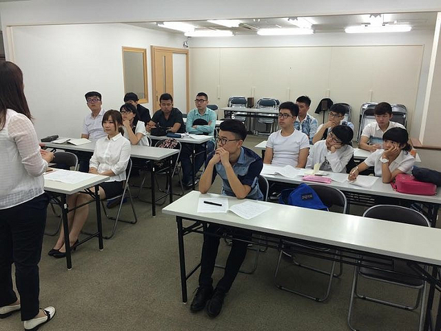 (日本語) オリエンテーション
中国各地より学生が集結＾＾元気・やる気・明るさを持って留学！皆さん宜しくお願い致します。
